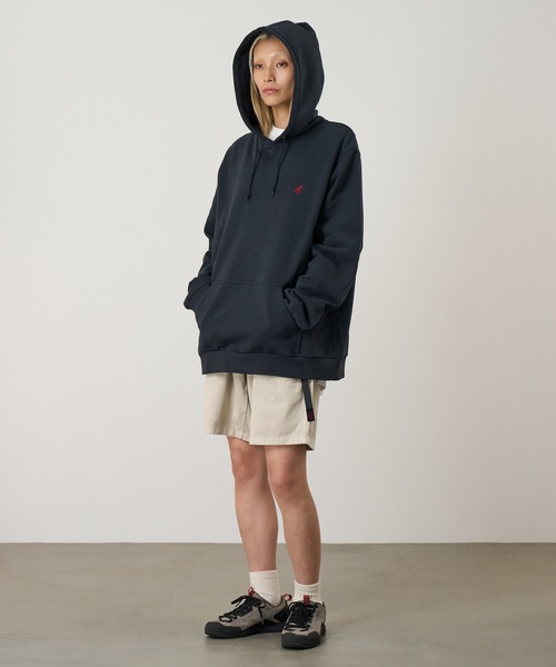 Gramicci（グラミチ）の「ONE POINT HOODED SWEATSHIRT｜ワンポイントフーデッドスウェットシャツ Gramicci グラミチ（スウェット・メンズ・ヘザーグレー/ダークブラウン系/ダークネイビー/オレンジ/グレー系その他/ブラック系その他/レッド・S/M/L/XL/XXL）」の10枚目の写真