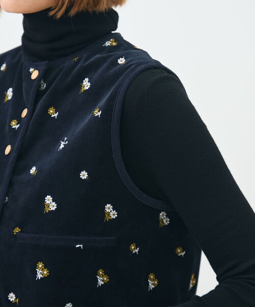 フルーロンベル リバーシブルジレ（ベスト）｜TOMORROWLAND