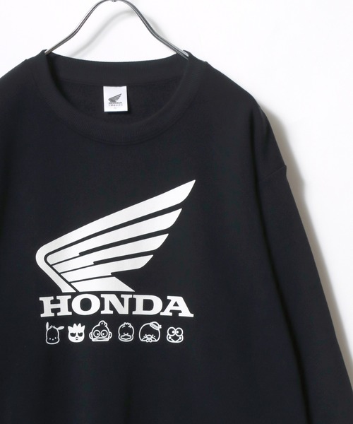 sanrio（サンリオ）の「HONDA×sanrio/ホンダ×サンリオ 『はぴだんぶい』『スーパーカブ』コラボプリントレーナー レディース メンズ（スウェット・メンズ・ホワイト/ブルー系その他2/グレー系その他/グレイッシュベージュ/ブラック/アッシュグレー/ブルー系その他/ネイビー・L/M/LL）」の2枚目の写真