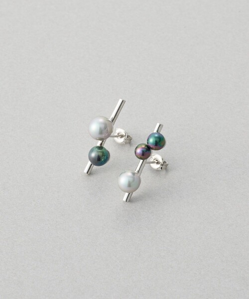 Jouete（ジュエッテ）の「ピアス カラーパール アシンメトリー（ピアス（両耳用）・レディース・プラチナム/イエローゴールド/ピンクゴールド・FREE）」の4枚目の写真