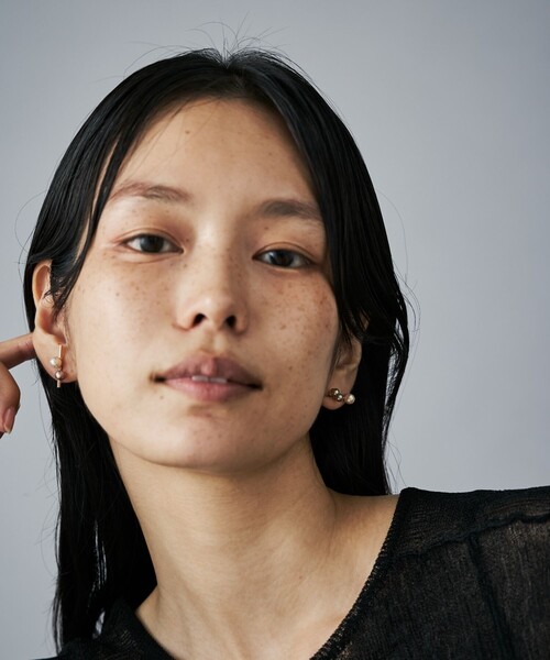 Jouete（ジュエッテ）の「ピアス カラーパール アシンメトリー（ピアス（両耳用）・レディース・プラチナム/イエローゴールド/ピンクゴールド・FREE）」の14枚目の写真