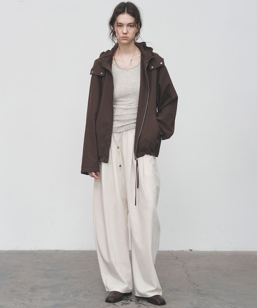 tageechita（タジチタ）の「【tageechita】カーブライン ドローストリングワイドスラックス（スラックス・レディース・アイボリー/ブラック・S/M/L）」の7枚目の写真