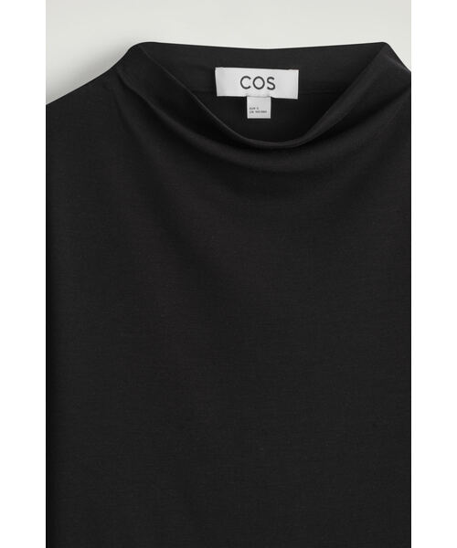 COS(コス)の「ドレープジャージーTシャツ(Tシャツ/カットソー・レディース・ブルー系その他2/ブラック・XS/S/L/M)」の14枚目の写真