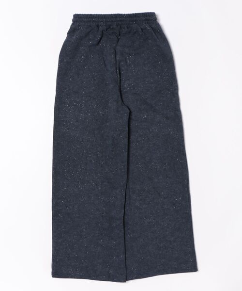 GORGE(ゴージ)の「《きらめくラメ刺繍×リラックスシルエット》裏毛スウェットパンツ ワイドフィット カジュアル◎(スウェットパンツ・レディース・ブラック/ネイビー/オフホワイト/ピンク/ブルー/カモフラージュ・F)」の7枚目の写真
