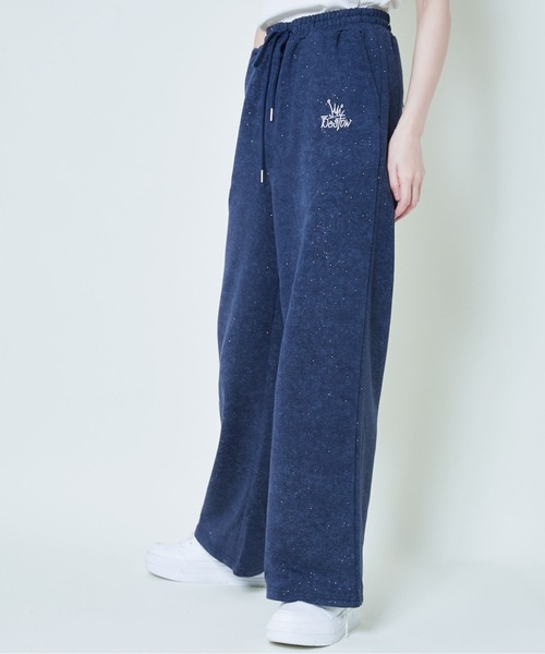 GORGE(ゴージ)の「《きらめくラメ刺繍×リラックスシルエット》裏毛スウェットパンツ ワイドフィット カジュアル◎(スウェットパンツ・レディース・ブラック/ネイビー/オフホワイト/ピンク/ブルー/カモフラージュ・F)」の14枚目の写真