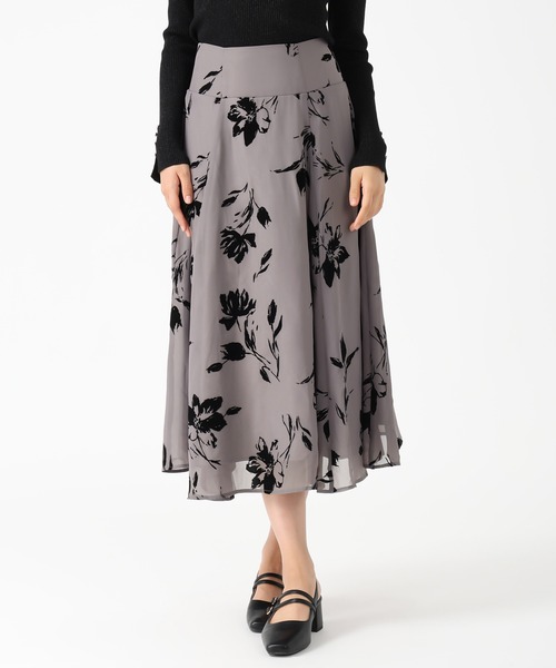 MISCH MASCH（ミッシュマッシュ）の「2025秋冬新作 フロッキーフラワースカート（スカート・レディース・ブラック/ワイン/グレー・S/M）」の22枚目の写真