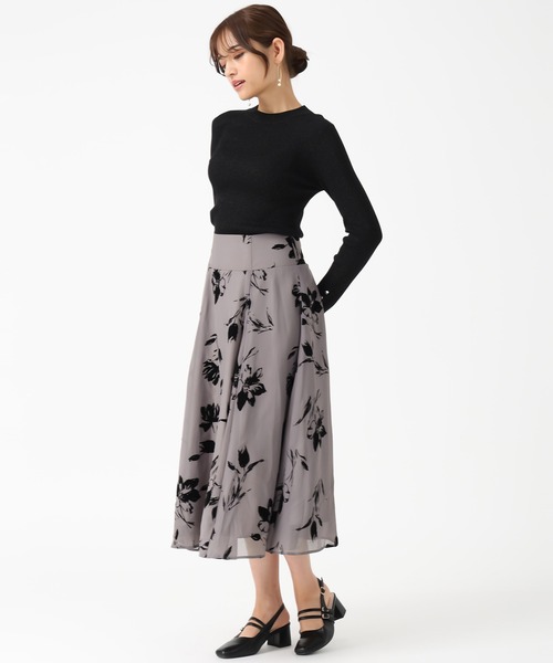 MISCH MASCH（ミッシュマッシュ）の「2025秋冬新作 フロッキーフラワースカート（スカート・レディース・ブラック/ワイン/グレー・S/M）」の20枚目の写真