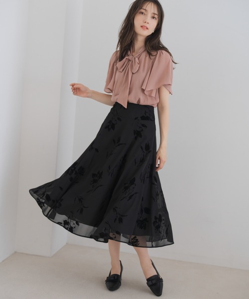 MISCH MASCH（ミッシュマッシュ）の「2025秋冬新作 フロッキーフラワースカート（スカート・レディース・ブラック/ワイン/グレー・S/M）」の11枚目の写真