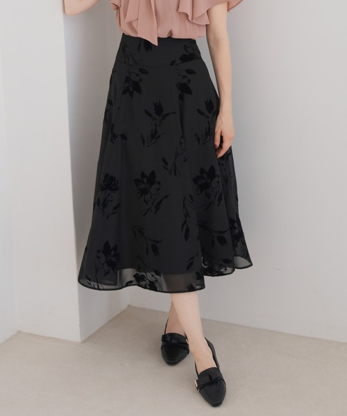 MISCH MASCH（ミッシュマッシュ）の「2025秋冬新作 フロッキーフラワースカート（スカート・レディース・ブラック/ワイン/グレー・S/M）」の9枚目の写真