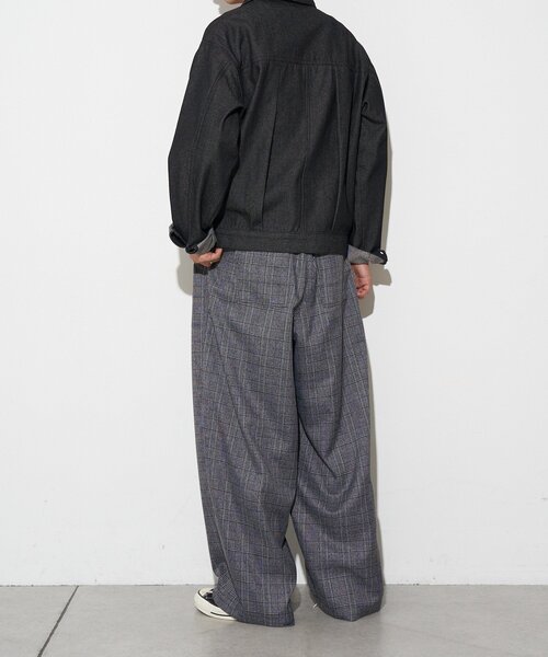 CIAOPANIC(チャオパニック)の「ワイドバギースラックス(その他パンツ・メンズ・グレー/ブラウン/ブラック・LARGE/MEDIUM)」の14枚目の写真
