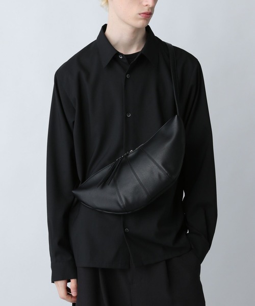 HARE(ハレ)の「ミニクロワッサンBAG(HARE)(ショルダーバッグ・メンズ・ブラック・FREE)」の18枚目の写真