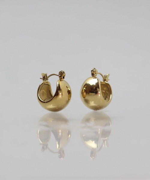 ieLS(イエルズ)の「金属アレルギー対応「ieLS」ステンレス ワイドフープピアス(ピアス(両耳用)・レディース・シルバー/ゴールド・ONE SIZE)」の3枚目の写真