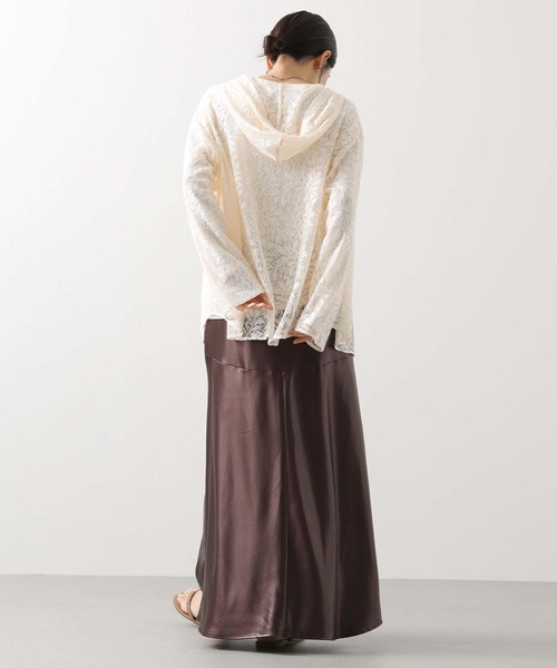 Gready Brilliant（グレディブリリアン）の「コードレースパーカーブラウス（シャツ/ブラウス・レディース・ブラック/アイボリー・38）」の5枚目の写真