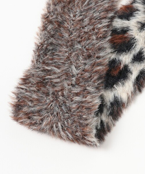 Ray BEAMS（レイビームス）の「スリム 柄 マフラー（マフラー・レディース・ホワイト/ダークブラウン・ONE SIZE）」の9枚目の写真