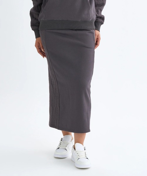 BILLABONG(ビラボン)の「BILLABONG レディース QUILT MIX LONG SKIRT スカート 【2025年秋冬モデル】/ビラボンセットアップ対応サイド切り替えデザインスウェットロングスカート(スカート・レディース・オフホワイト/ホワイト/ブラウン系その他・LARGE/MEDIUM)」の2枚目の写真