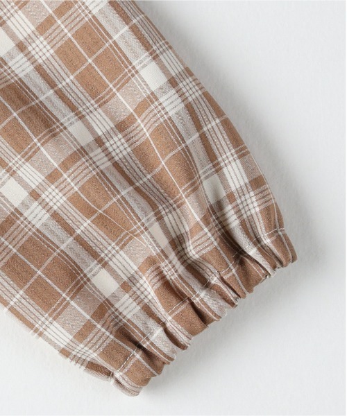 Right-on（ライトオン）の「【VIVIAN BLUE】肩あきドッキング長袖シャツ（シャツ/ブラウス・キッズ・ベージュ/ブラック・130/140/150/160）」の10枚目の写真