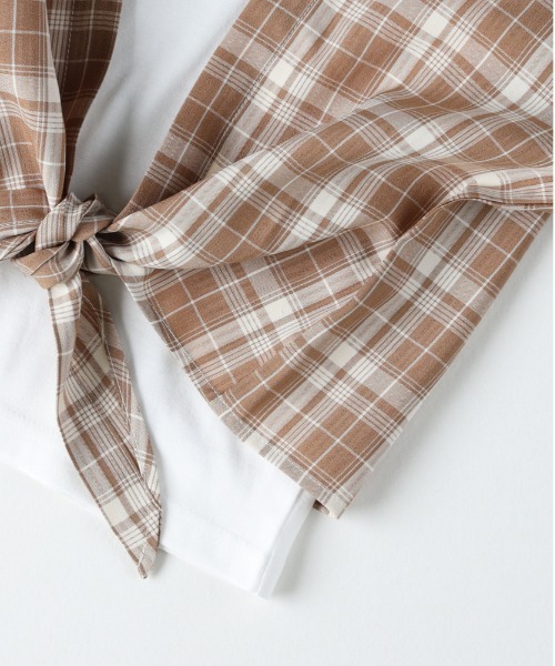 Right-on（ライトオン）の「【VIVIAN BLUE】肩あきドッキング長袖シャツ（シャツ/ブラウス・キッズ・ベージュ/ブラック・130/140/150/160）」の11枚目の写真