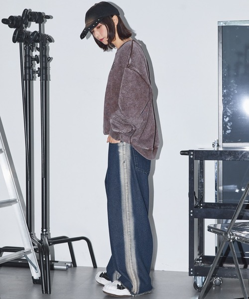 Anchor Smith(アンカー スミス)の「ヴィンテージスプレー加工サイドライン カットオフ ワイドデニムパンツ(デニムパンツ・レディース・ブラウン/ブラック/ブルー・S/M/L)」の9枚目の写真