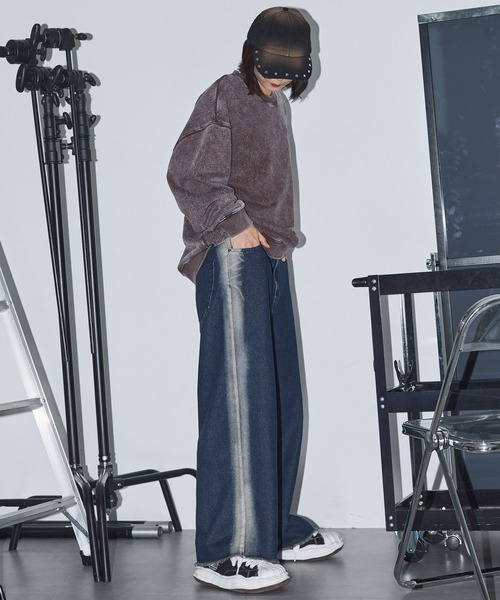 Anchor Smith(アンカー スミス)の「ヴィンテージスプレー加工サイドライン カットオフ ワイドデニムパンツ(デニムパンツ・レディース・ブラウン/ブラック/ブルー・S/M/L)」の10枚目の写真