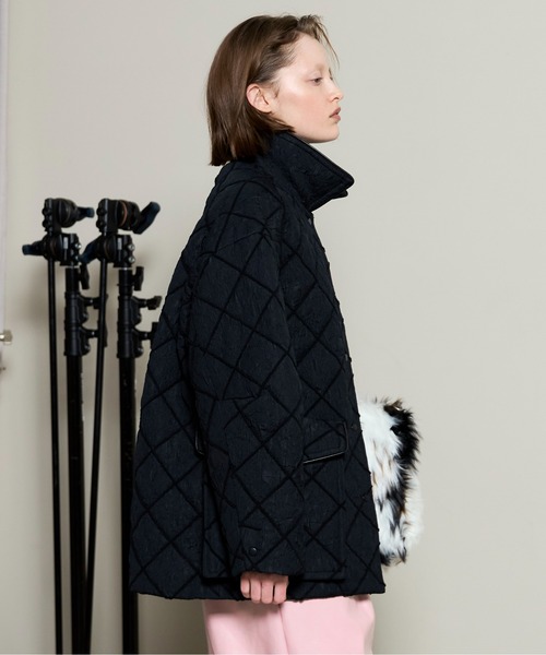 MAISON SPECIAL（メゾンスペシャル）の「Multi Fabric Mole Quilted Blouson / マルチファブリックモールキルティングブルゾン（ブルゾン・レディース・マルチ/ブラック/ホワイト・FREE）」の5枚目の写真