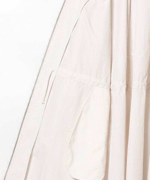 BEAMS HEART（ビームスハート）の「MA-1ディテール バックタックコート（ノーカラーコート・レディース・ホワイト系その他5/オリーブ/ベージュ・SMALL/MEDIUM）」の18枚目の写真