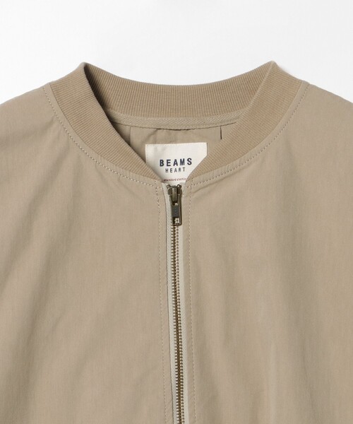 BEAMS HEART（ビームスハート）の「MA-1ディテール バックタックコート（ノーカラーコート・レディース・ホワイト系その他5/オリーブ/ベージュ・SMALL/MEDIUM）」の14枚目の写真