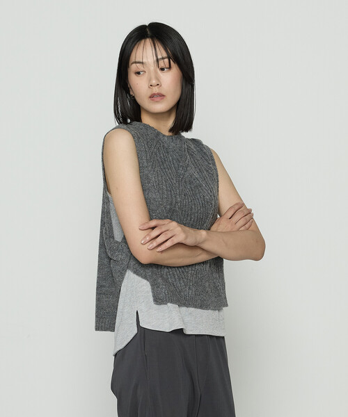 Gabardine K.T（ギャバジンケーティー）の「マシュマロブークレー ニットベスト（ベスト・レディース・ブルー/オフホワイト/グレー/ブラック・9号）」の8枚目の写真