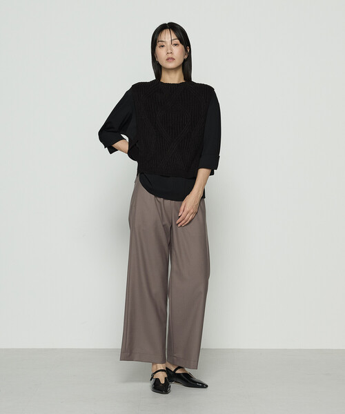 Gabardine K.T（ギャバジンケーティー）の「マシュマロブークレー ニットベスト（ベスト・レディース・ブルー/オフホワイト/グレー/ブラック・9号）」の10枚目の写真