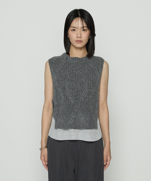 Gabardine K.T（ギャバジンケーティー）の「マシュマロブークレー ニットベスト（ベスト・レディース・ブルー/オフホワイト/グレー/ブラック・9号）」の14枚目の写真