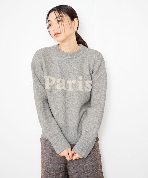 Mac-House(マックハウス)の「Idnes 立体感のあるロゴで魅せる サガラ刺繍ニット(ニット/セーター・レディース・ライトグレー/オフホワイト/ブラック・M)」の3枚目の写真