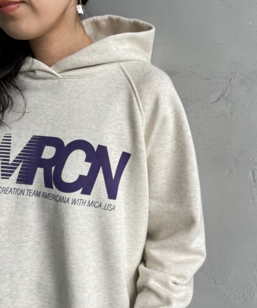 MICA&DEAL/マイカアンドディール] AMERICANAxMICA ロゴプリント フード