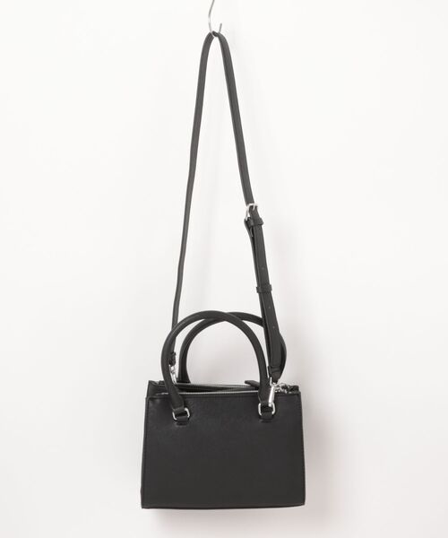 Guess（ゲス）の「【GUESS】ゲス RODNEY トートバッグ（トートバッグ・レディース・ベージュ/ブラック/ブルー系その他・FREE）」の4枚目の写真