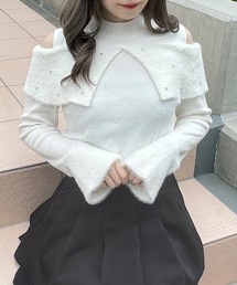 フェザー衿肩開きニット