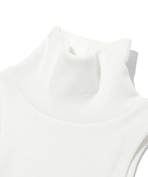 YOUHEE(ユヒ)の「YOUHEE SYMBOL SET UP SLEEVELESS WHITE(Tシャツ/カットソー・レディース・その他・FREE)」の4枚目の写真