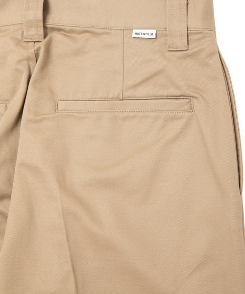ROTTWEILER（ロットワイラー）の「R9 CHINO PANTS（デニムパンツ・メンズ・オリーブ/ベージュ・S/M/L/XL）」の5枚目の写真