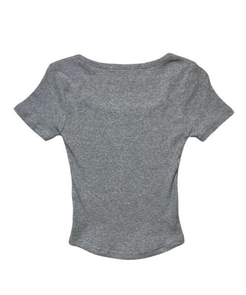 BORN SLIPPY(ボーンスリッピー)の「Cross Square Neck T-shirt (Gray)(Tシャツ/カットソー・レディース・その他・FREE)」の2枚目の写真