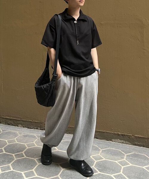 ACHA(アチャ)の「ワッフルハイネック半袖 _ ブラック(ポロシャツ・レディース・その他・LARGE/MEDIUM)」の5枚目の写真