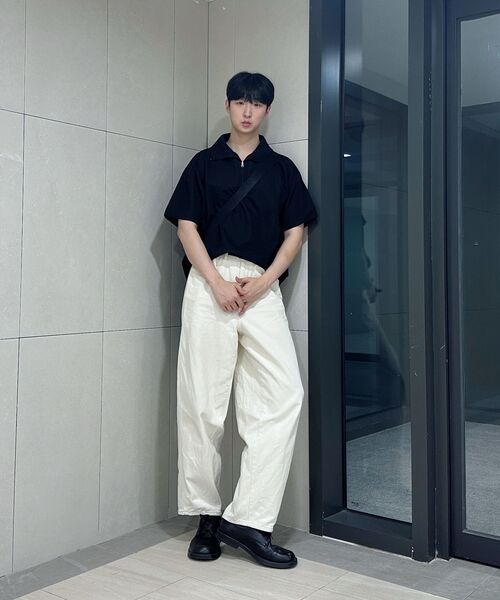 ACHA(アチャ)の「ワッフルハイネック半袖 _ ブラック(ポロシャツ・レディース・その他・LARGE/MEDIUM)」の9枚目の写真