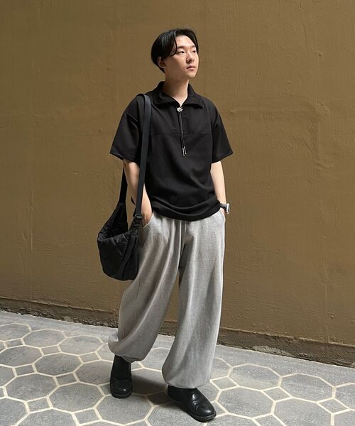 ACHA(アチャ)の「ワッフルハイネック半袖 _ ブラック(ポロシャツ・レディース・その他・LARGE/MEDIUM)」の10枚目の写真