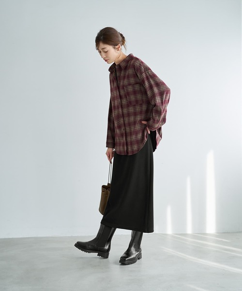 STYLE DELI(スタイルデリ)の「ぼかし織りチェック柄シャツ(シャツ/ブラウス・レディース・ブラウン/ダークブルー/ワインレッド・FREE)」の7枚目の写真