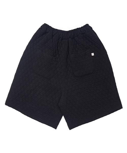 A NOTHING(アナッシング)の「VINTAGE DIA-QUILTING WIDE 1/2 PANTS (Black)(その他パンツ・レディース・その他・MEDIUM/LARGE)」の2枚目の写真