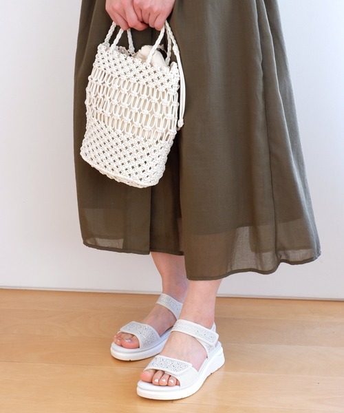 MODE KAORI(モードカオリ)の「スニーカーサンダル/21543(サンダル・レディース・アイボリー/ブラック/ベージュ・25cm/24.5cm/24cm/23.5cm/23cm/22.5cm)」の19枚目の写真