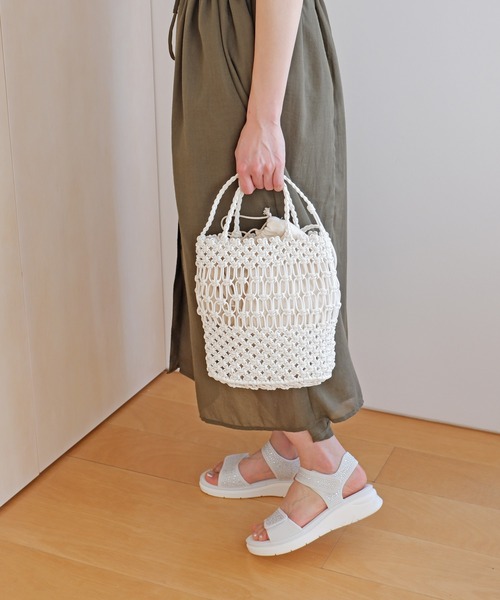 MODE KAORI(モードカオリ)の「スニーカーサンダル/21543(サンダル・レディース・アイボリー/ブラック/ベージュ・25cm/24.5cm/24cm/23.5cm/23cm/22.5cm)」の18枚目の写真