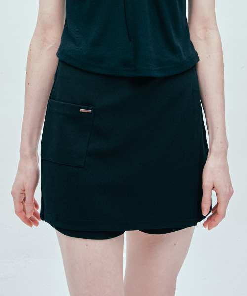 S SY(エスエスワイ)の「ポケットティップラップスカートパンツブラック(その他パンツ・レディース・その他・SMALL/MEDIUM)」の2枚目の写真