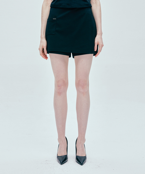 S SY(エスエスワイ)の「ポケットティップラップスカートパンツブラック(その他パンツ・レディース・その他・SMALL/MEDIUM)」の4枚目の写真