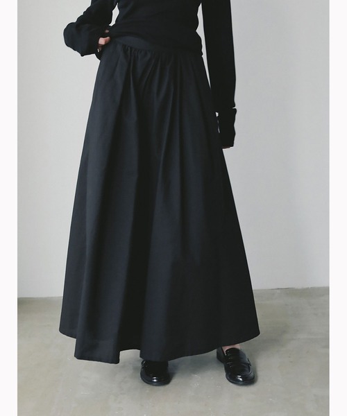HER.（ハー）の「オックスフレアスカート（スカート・レディース・オフホワイト/ブラック・1/2）」の5枚目の写真