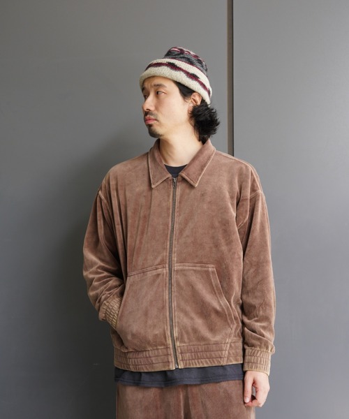 BEAVER（ビーバー）の「B omnivore/ビーオムニボー　velours jacket ベロアジャケット（ブルゾン・メンズ・ブラウン/ブラック・M/L）」の2枚目の写真