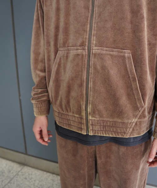 BEAVER（ビーバー）の「B omnivore/ビーオムニボー　velours jacket ベロアジャケット（ブルゾン・メンズ・ブラウン/ブラック・M/L）」の6枚目の写真