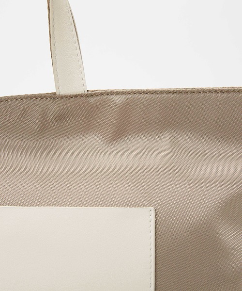 Breath TOPKAPI(ブレストプカピ)の「【Breath TOPKAPI sis】【WEB限定】ナイロン レザーポケット トートバッグ ショルダー付き A4 / 軽量 / CALM カーム(トートバッグ・レディース・カーキ/グレー/ブラック/ベージュ・FREE)」の11枚目の写真