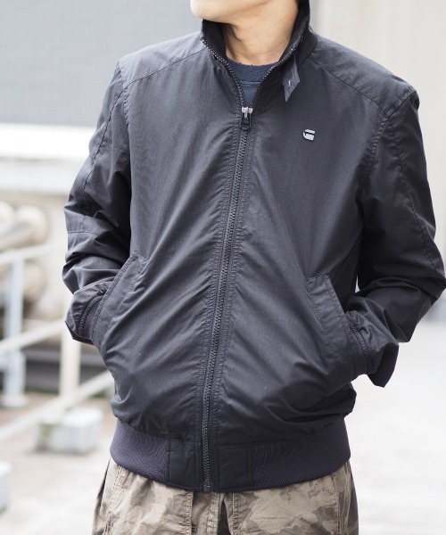 G-STAR(ジースター)の「Track Jacket/スタンドカラートラックジャケット/ジャージトップス/ジップアップブルゾン(ブルゾン・メンズ・ダークブラック・LARGE/MEDIUM/SMALL/X-LARGE/X-SMALL)」の1枚目の写真